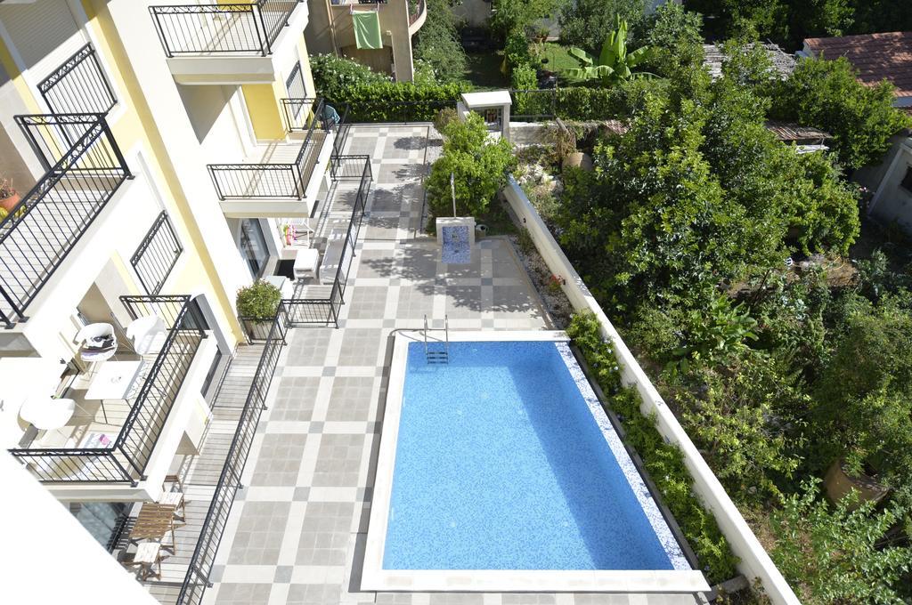 Posto Capitano C Group Apartman Kotor Kültér fotó