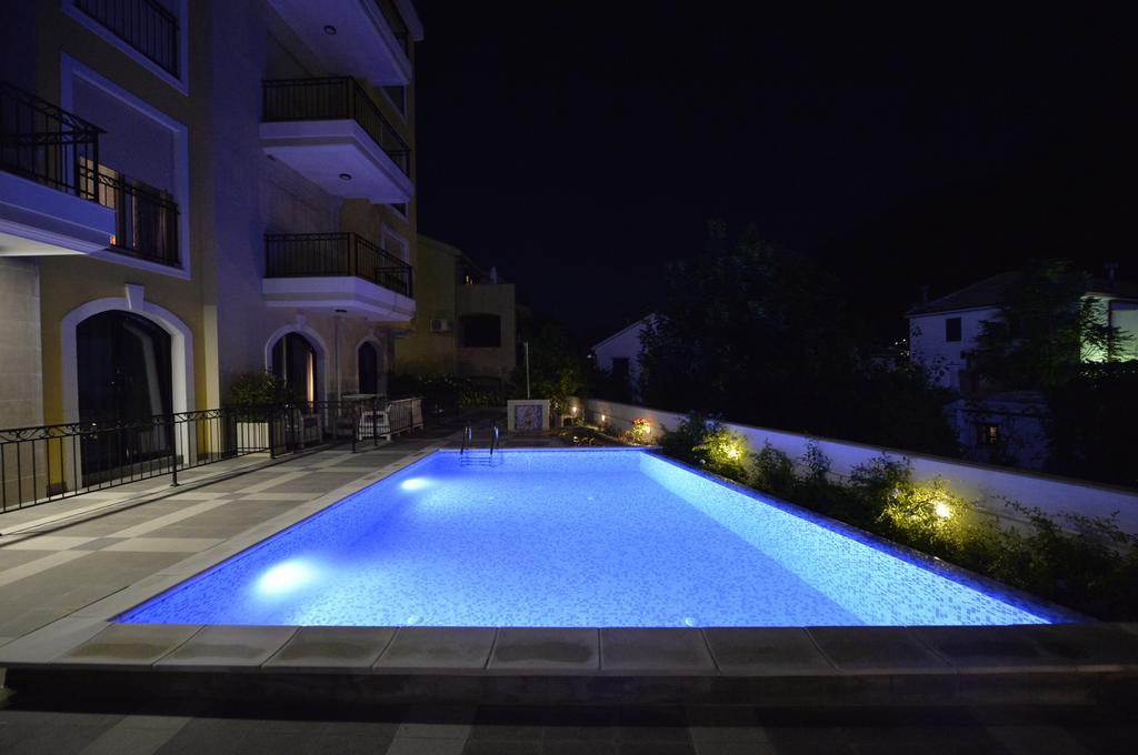 Posto Capitano C Group Apartman Kotor Kültér fotó