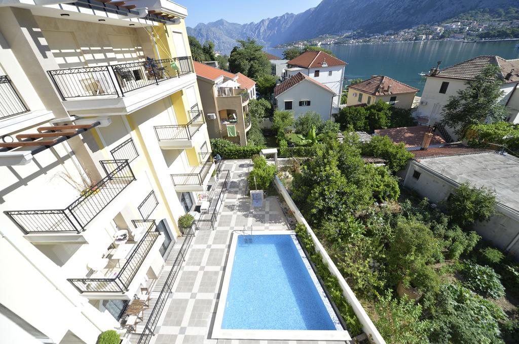 Posto Capitano C Group Apartman Kotor Kültér fotó