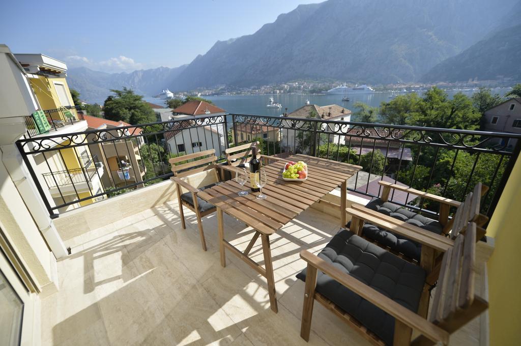 Posto Capitano C Group Apartman Kotor Kültér fotó